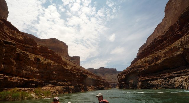 http://www.lowmileage.com/2011/2011_07/2011_GrandCanyon/10_July/thumbs/p1010807_08a.jpg