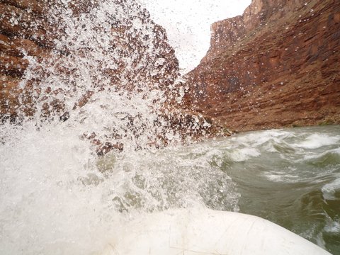 http://www.lowmileage.com/2011/2011_07/2011_GrandCanyon/10_July/thumbs/p1010854a.jpg