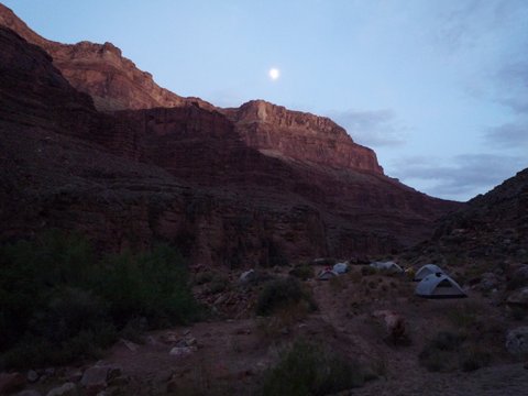 http://www.lowmileage.com/2011/2011_07/2011_GrandCanyon/10_July/thumbs/p1010957a.jpg